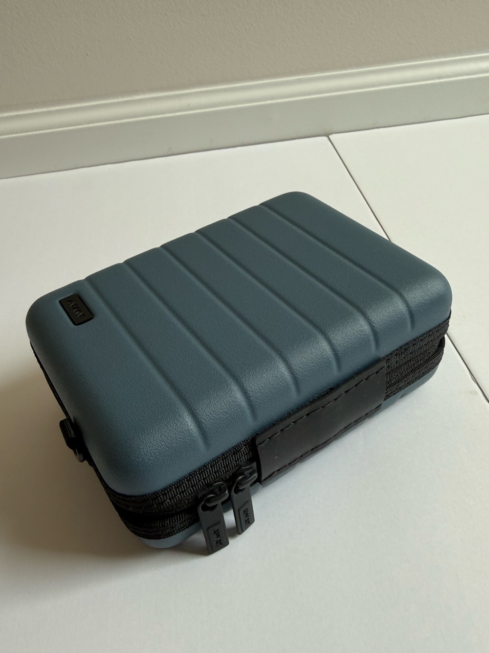 Away Travel Mini Case